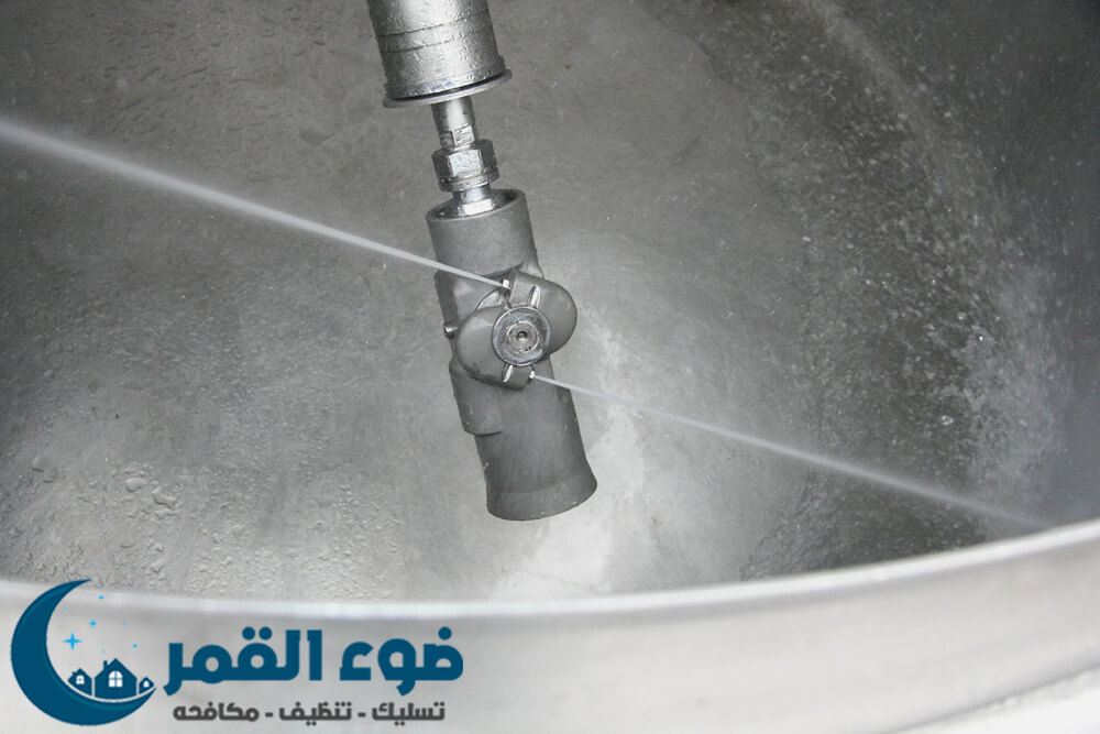 شركة تنظيف خزانات بالرياض